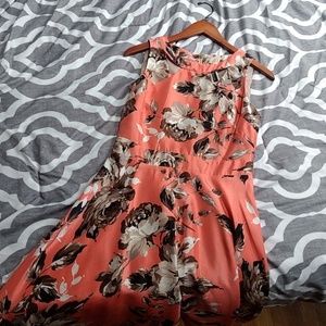 Beautiful 🍑 colored dress, NWT